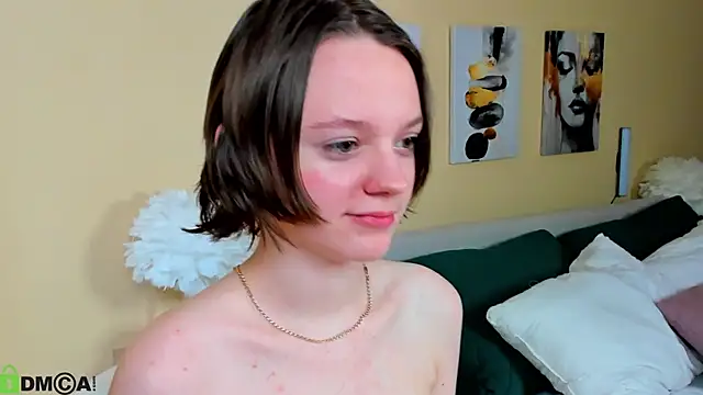 Olivia_Riesz webcam