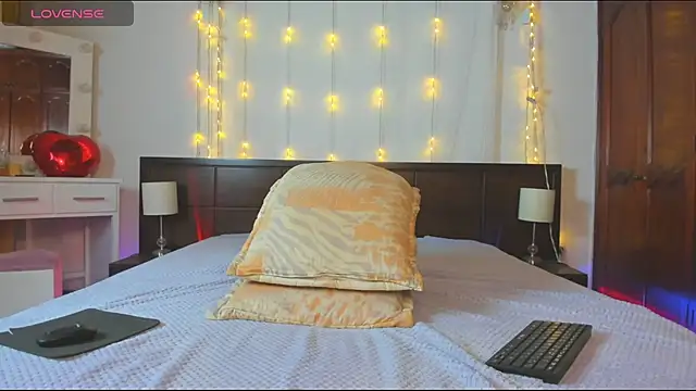 MiaMarin_hot webcam