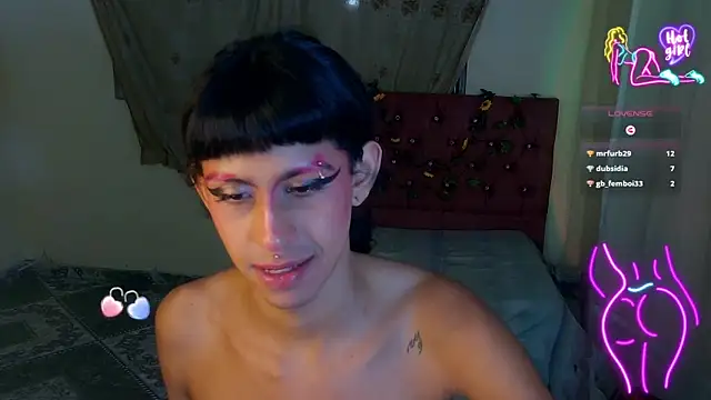 モデル: Mostrona_hairy