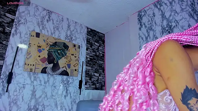 Queen_Cuarxxo webcam