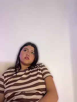 alisson_carolina73 webcam