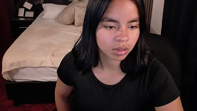 SofiaMante_ webcam