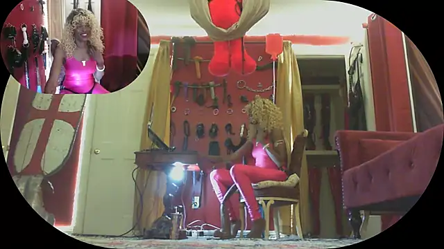 TheMississippiMadame webcam