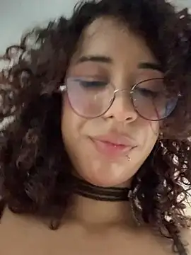 Woo_isDaphne webcam