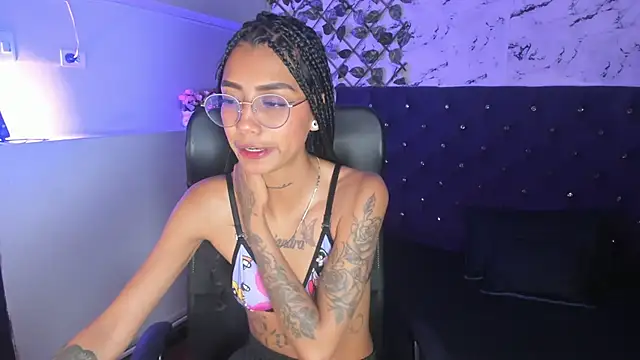 KarlaSlutSkinny__ webcam