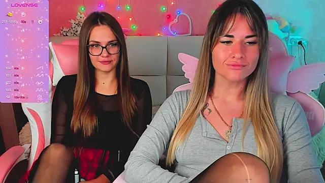 hotty_girls_here webcam
