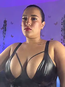 veronica__olsonn webcam
