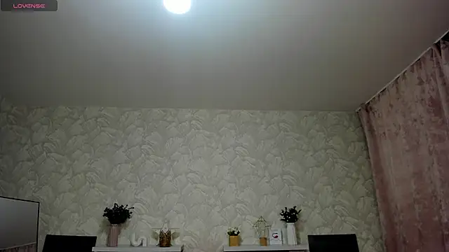 KattyPeachX webcam