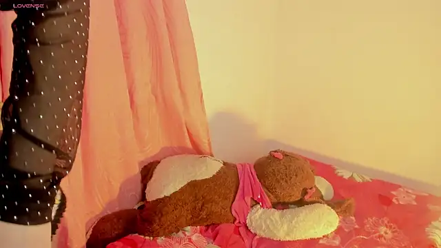 Alanaloiiss_ webcam
