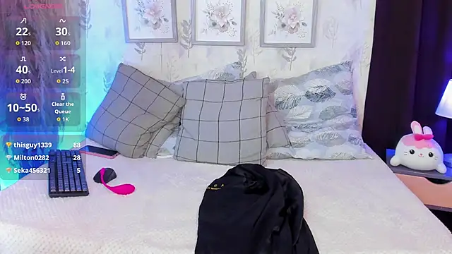 Isabella_cherry69 webcam