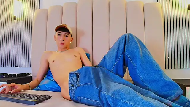 lian_cameron webcam