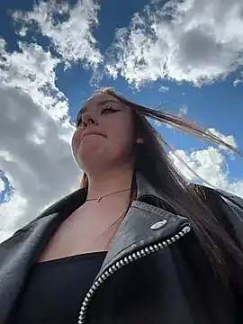 KiraSunshine webcam