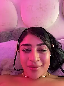 lucianaroy webcam