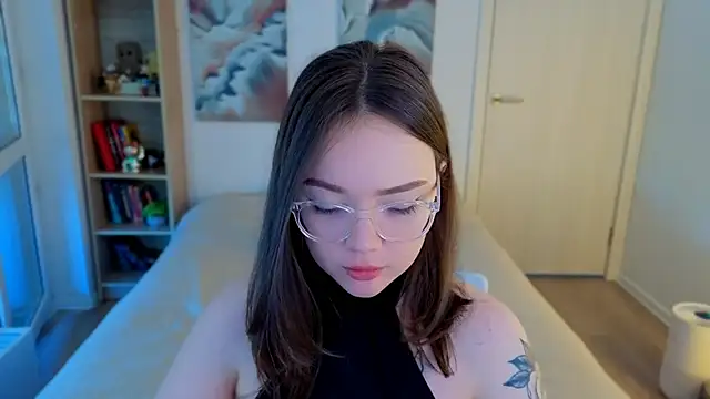MilenaSaint webcam