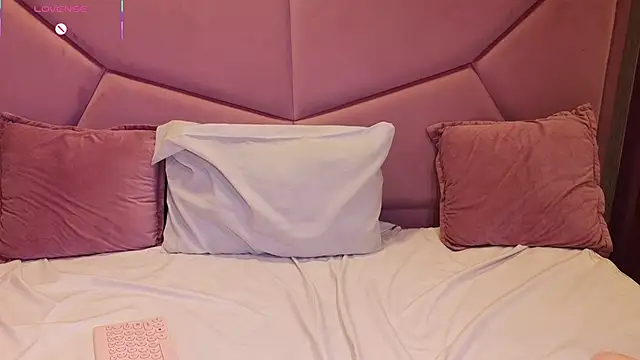 LolyYunno webcam