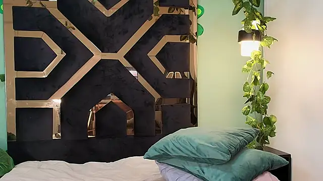Zamira_Taylor webcam
