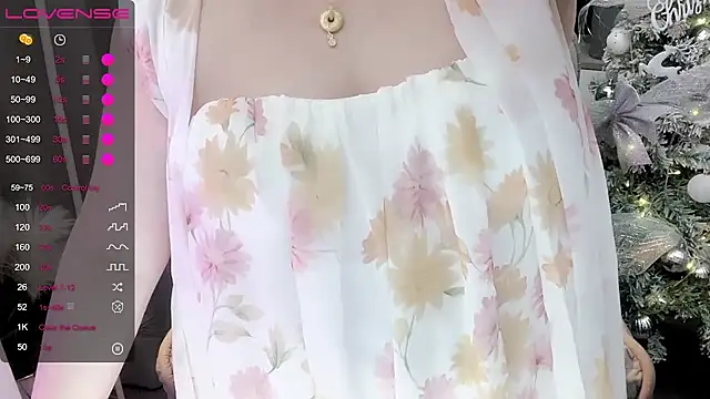 Monica-666888- webcam