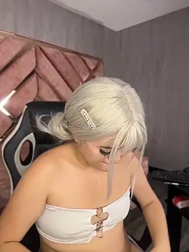 lya_nekko_ webcam