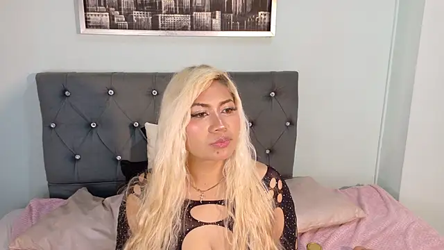 IvonnyBon_gh webcam