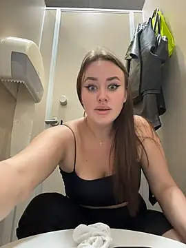KiraSunshine webcam