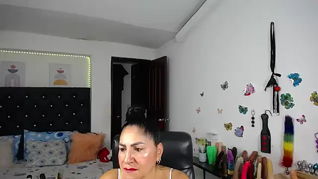 mature_bigboobs10 webcam