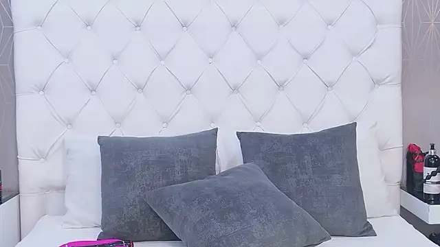 AntonellaEscudero webcam