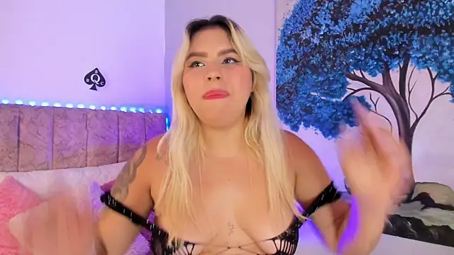 naomi_sanz webcam
