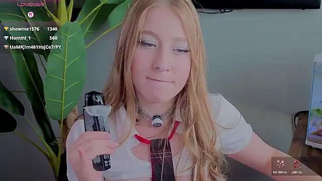 ShowmeYourfetish webcam