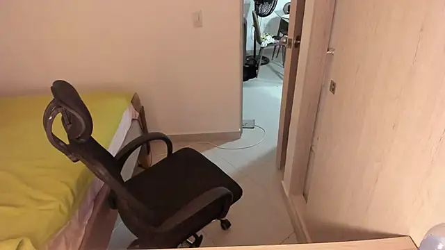 misstoya webcam