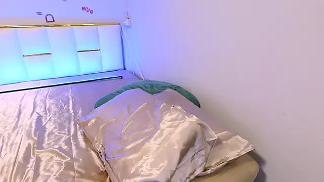 Nanaonlyfun8 webcam