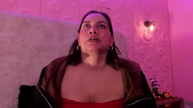mia_coral1 webcam