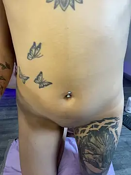 Saracooper__ webcam