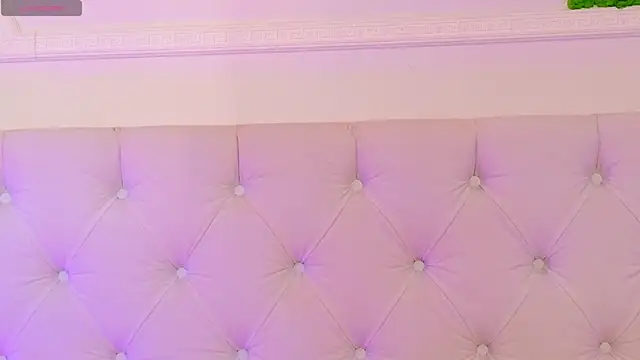 ElisaCharm webcam