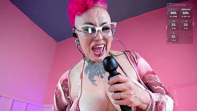 MATURE_HARDCORE webcam