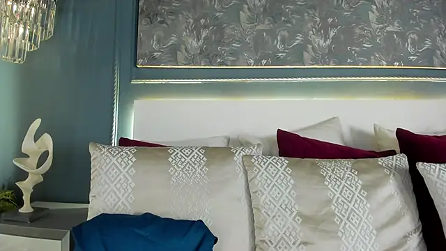 MiaKay1 webcam
