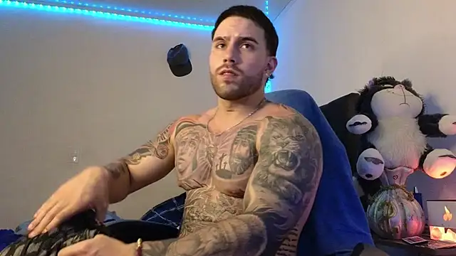Ades_Lowe webcam