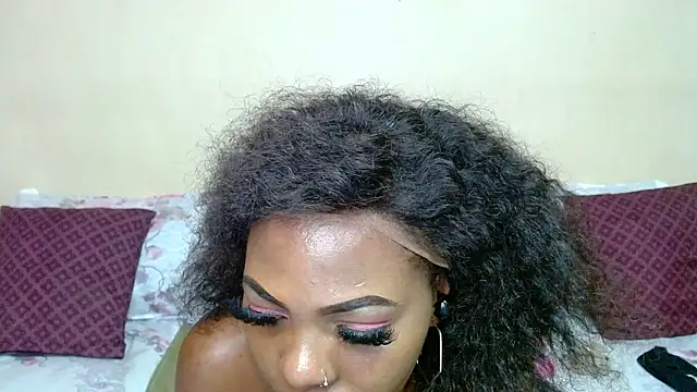 DiamondLuv29 webcam