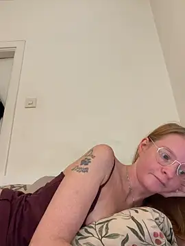 jannis1992 live sex cam