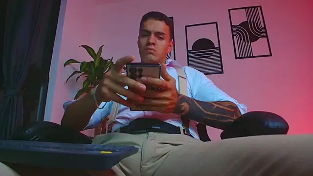 ALPHA_DOMINUS_ webcam