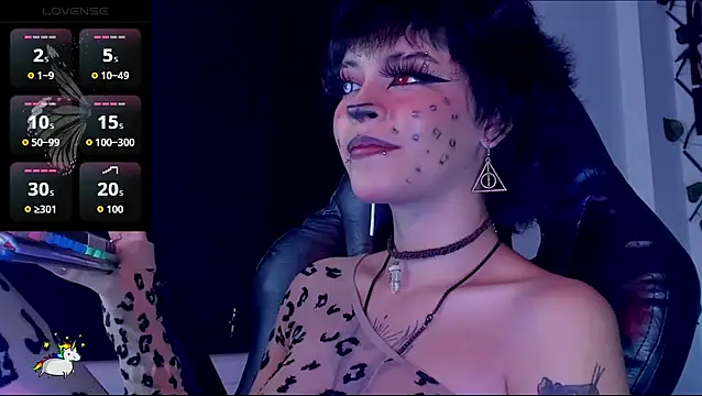 Anny_Kiitty webcam