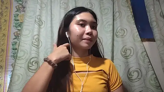 RegenaKhanponaphan webcam