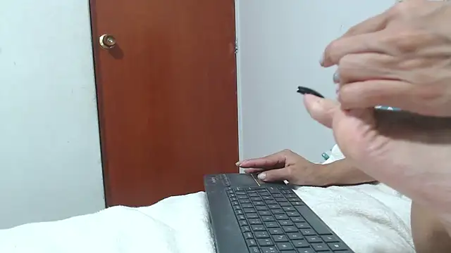 saaramiller webcam