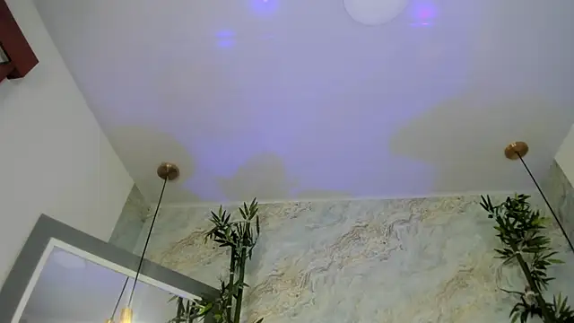LittleeJaz webcam