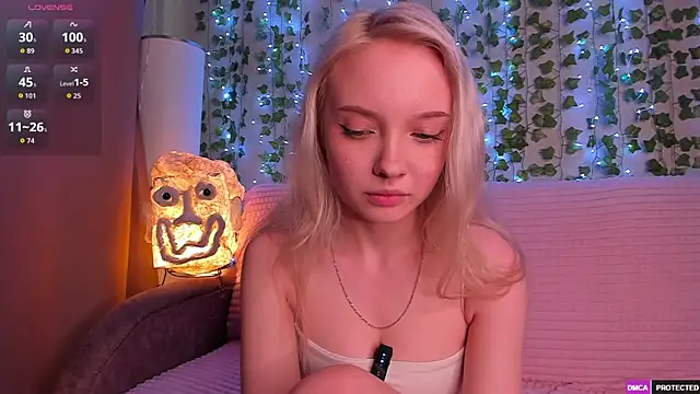 _CloudNine_ webcam