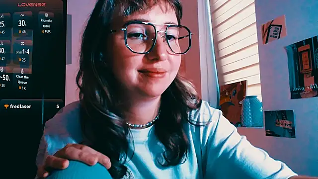 Cosmo_Riri webcam