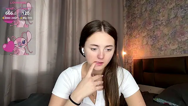 LoraDavi webcam