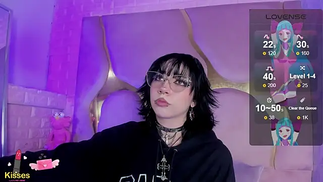 NaniiSisy webcam