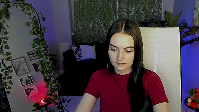StellaCrowe webcam
