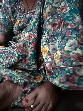 aunty_sumy