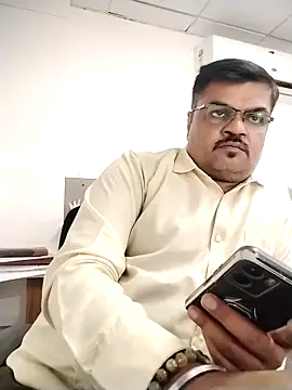 Desi_Lodo_Gujju_Boy webcam